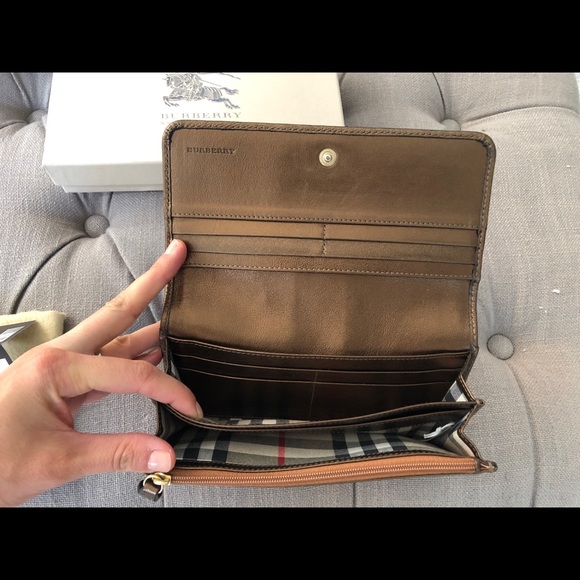 Burberry wallet - Gold - Picture 5 of 7